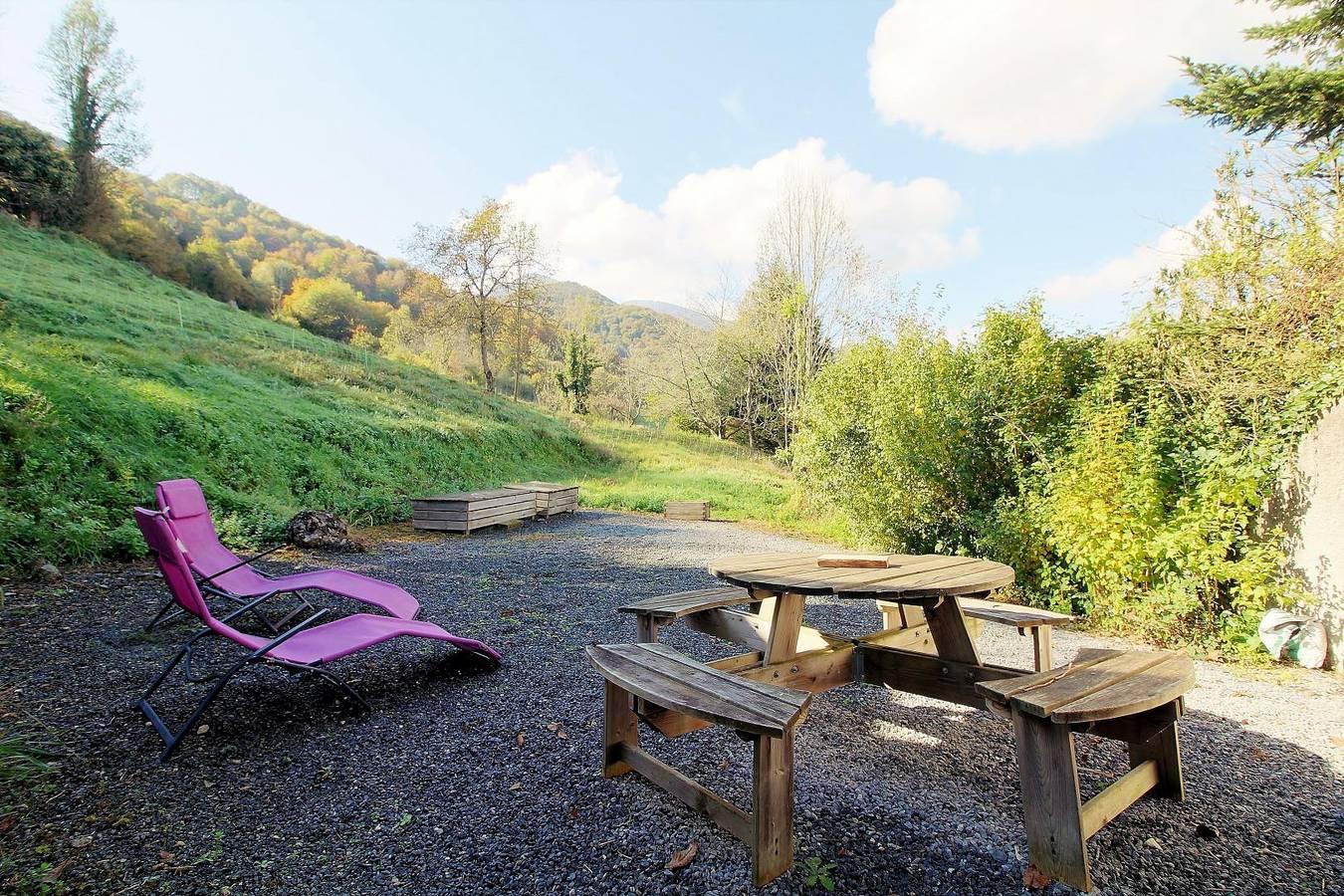 Vakantiehuis in Arrodets vanaf 96€ per nacht